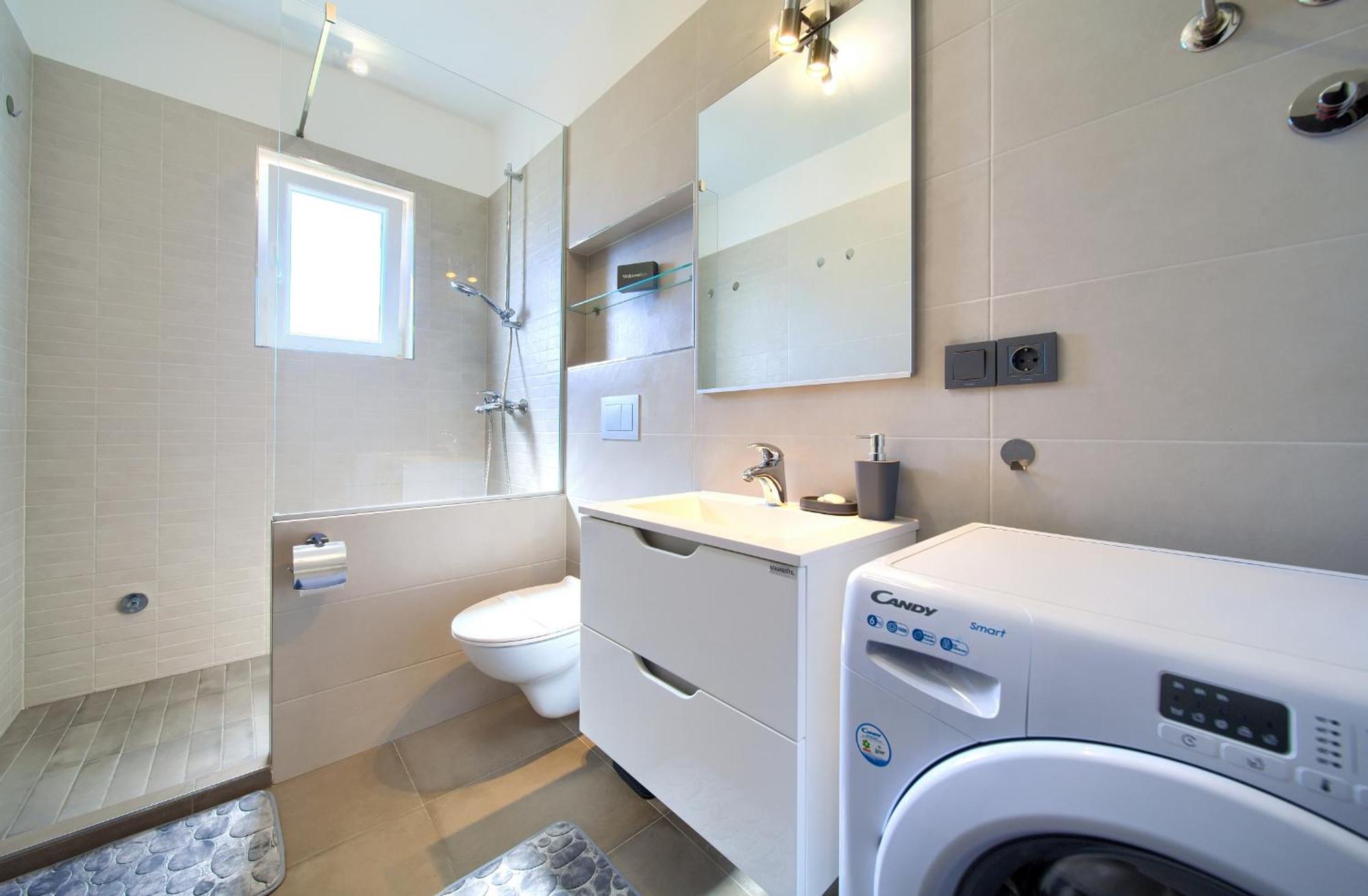 Apartment Lela Кърк Екстериор снимка